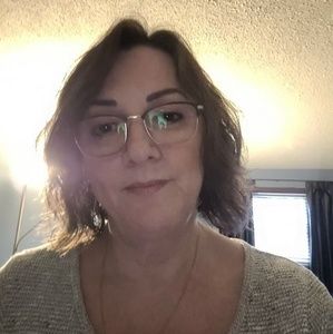 Meet your Posher, Diane